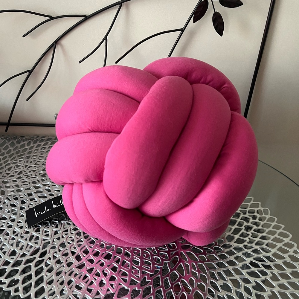 Nicole Miller Home 11x11 Knot Ball Throw Pillow Home Accent in Bright Pink NWT